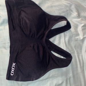 Black sports bra
